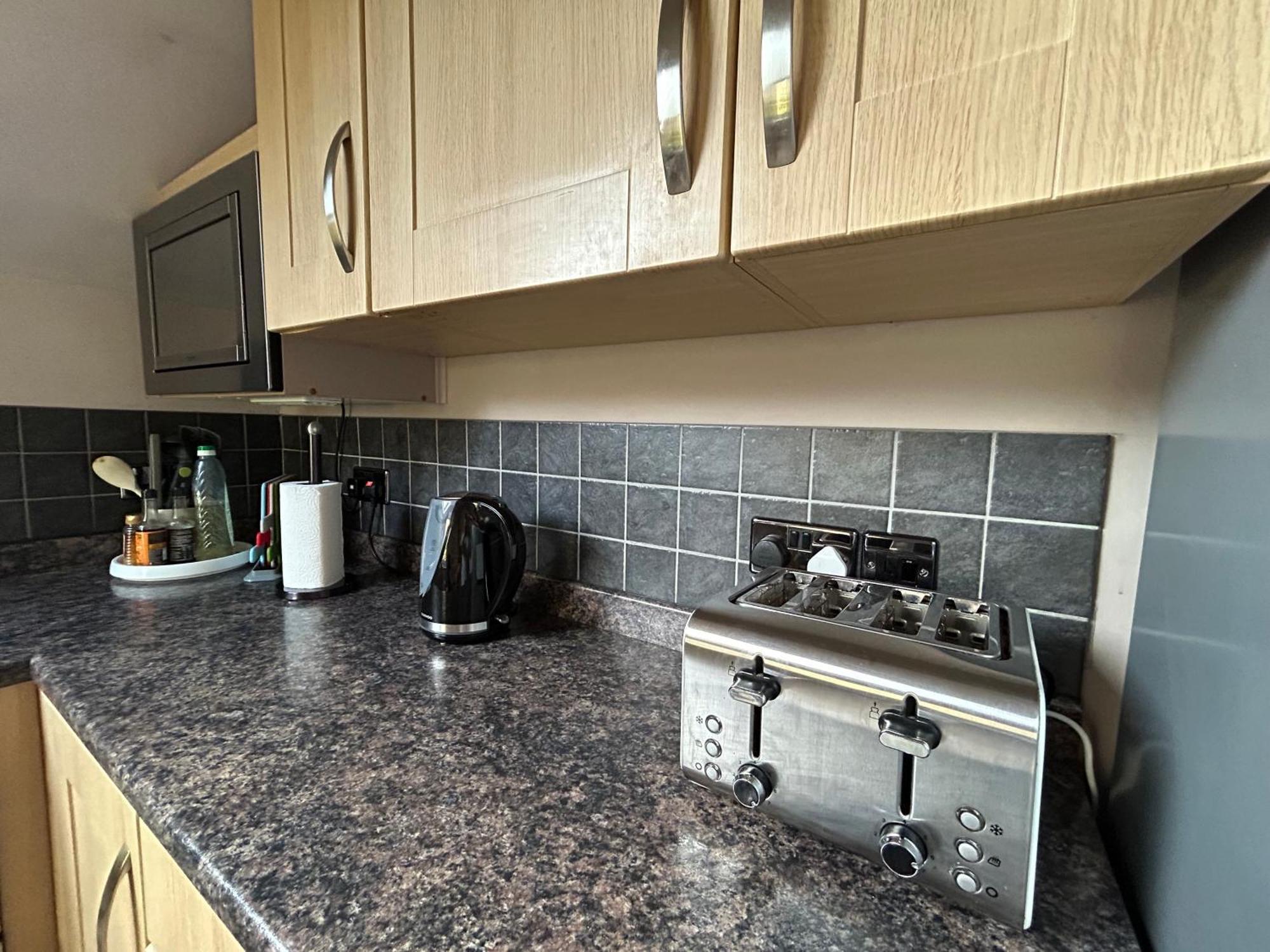 Seaside Rentals Bournemouth - 2Br, Upto 6Ppl, Beach 3 Min Walk, Dogs Ok, Wifi, Park 2 Cars Bagian luar foto