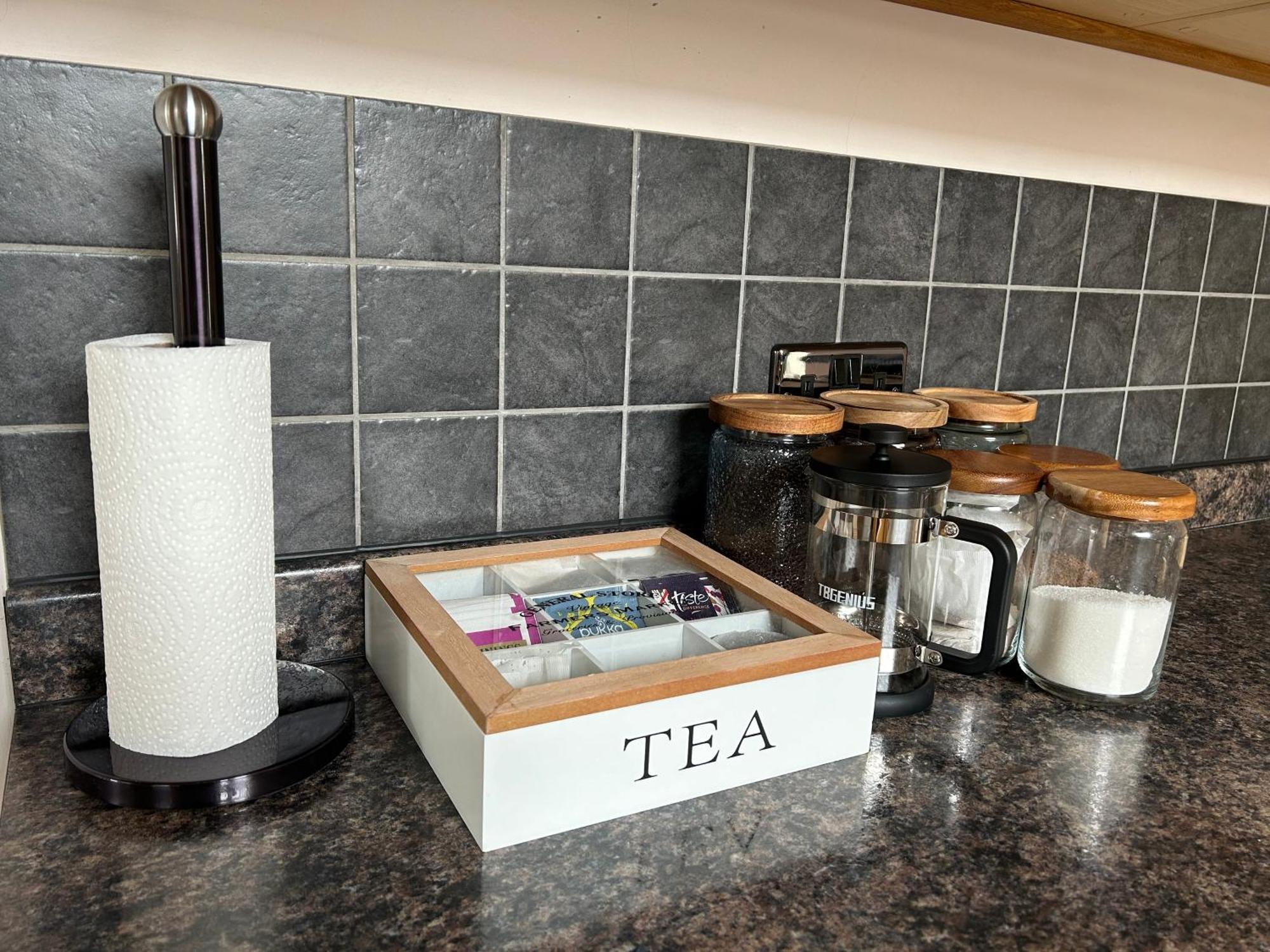 Seaside Rentals Bournemouth - 2Br, Upto 6Ppl, Beach 3 Min Walk, Dogs Ok, Wifi, Park 2 Cars Bagian luar foto